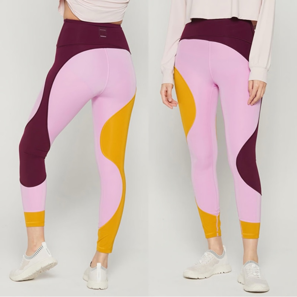 Lululemon x Roksanda Inner expanse leggings HR  2 25 Marvel/candy pink/honeycomb